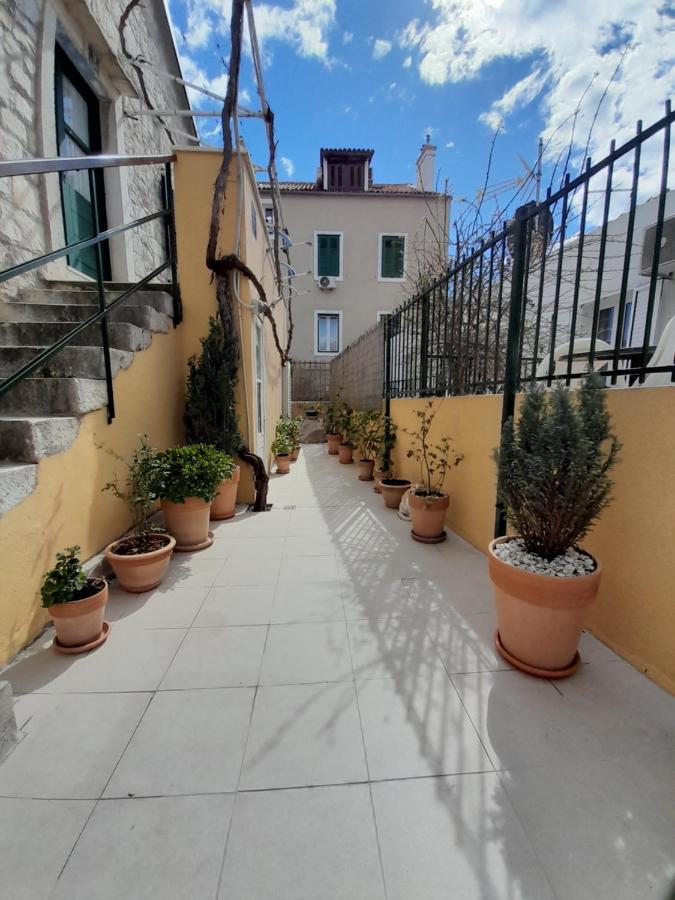 Luxury Mansarda Duplex - City Centre - Stone House Apartment Split Exterior photo