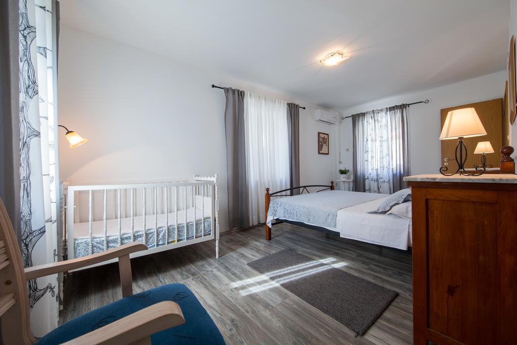 Luxury Mansarda Duplex - City Centre - Stone House Apartment Split Exterior photo